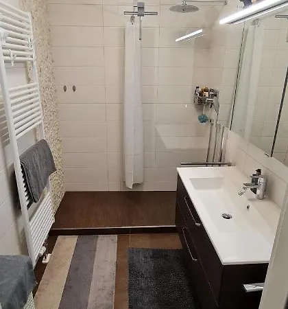 Séjour chez l'habitant Modern & Cozy Room In A Chic And Upscale District *